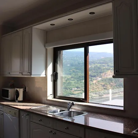 Douro Nest House בית נופש *