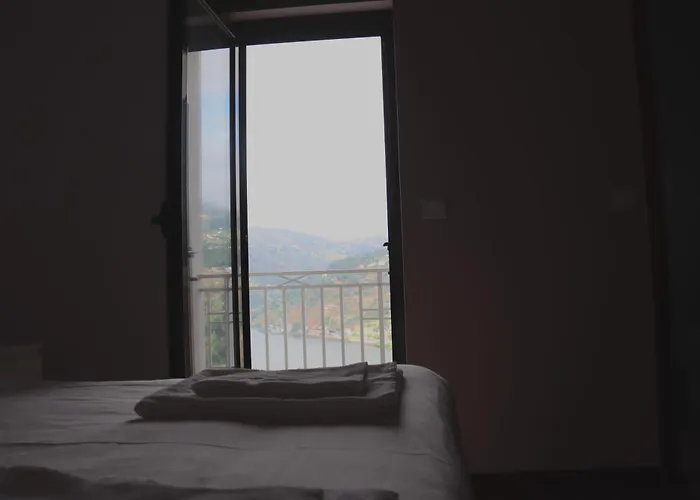 Douro Nest House
